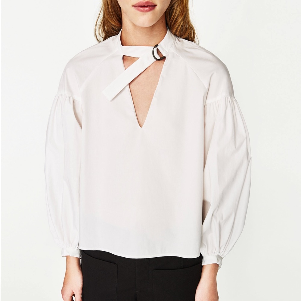 Zara brand new white buckle neck blouse trench S